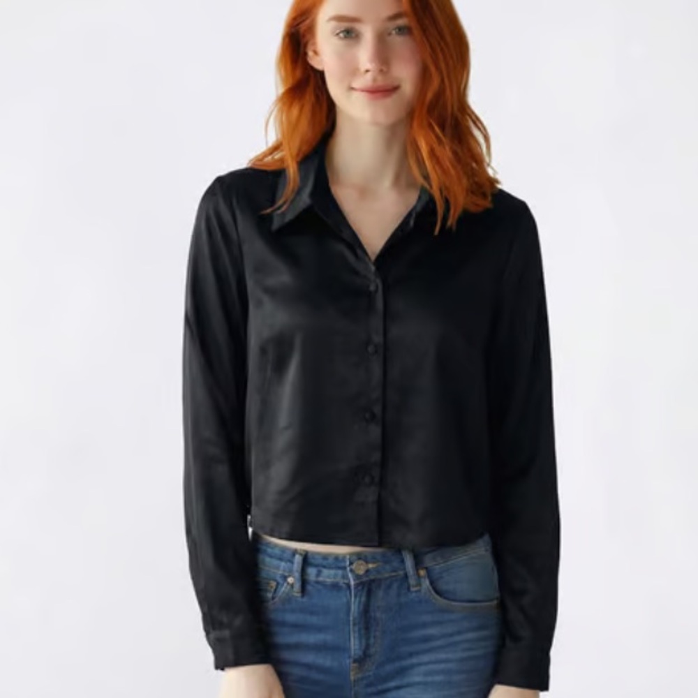 Love Tree Black Cropped Satin Button-Down Shirt